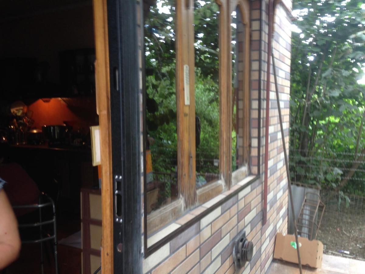 Hotel Private House In Batumi Exterior foto