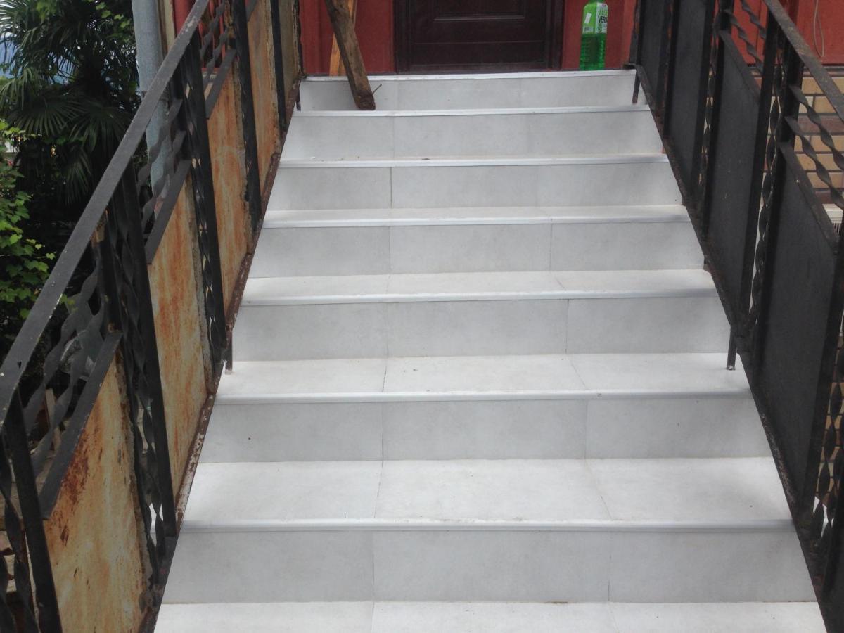 Hotel Private House In Batumi Exterior foto