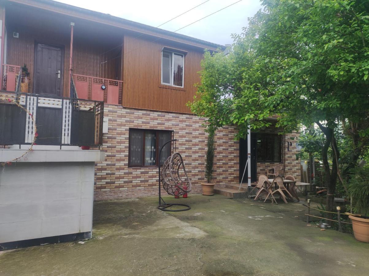 Hotel Private House In Batumi Exterior foto