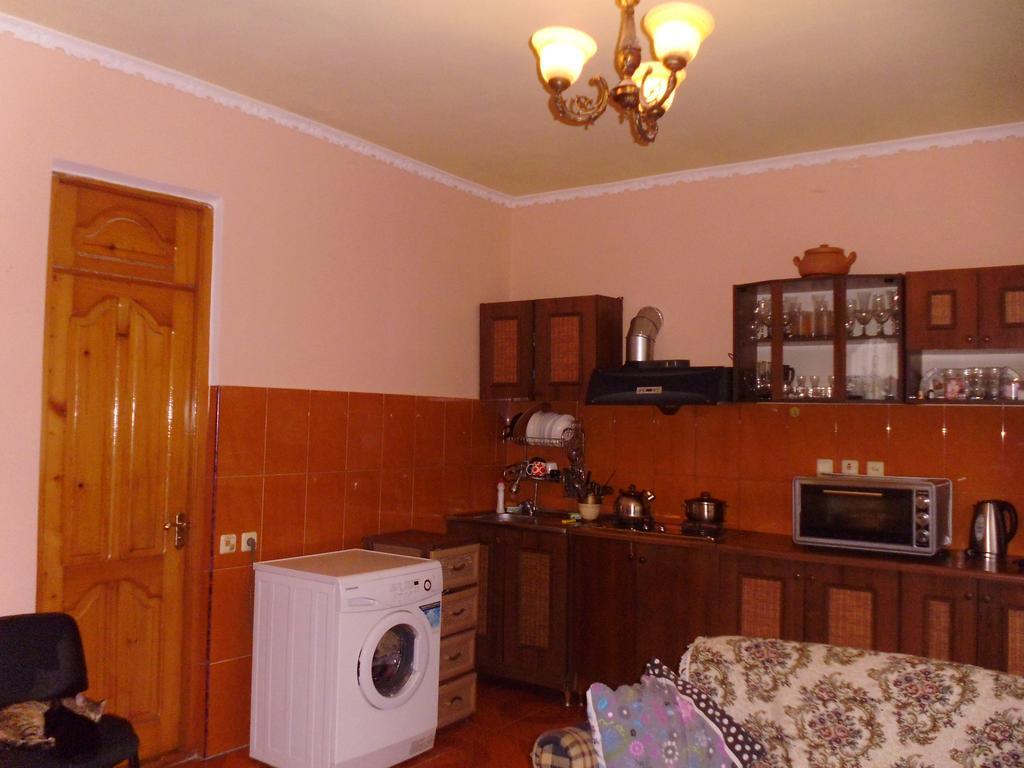 Hotel Private House In Batumi Habitación foto