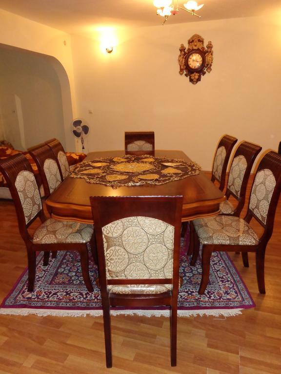 Hotel Private House In Batumi Habitación foto