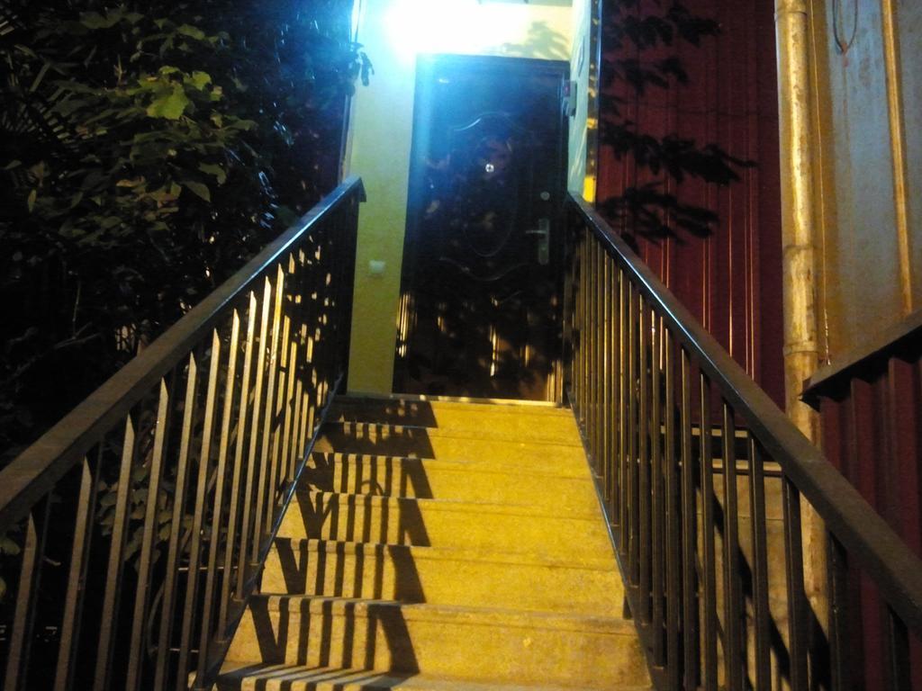 Hotel Private House In Batumi Exterior foto