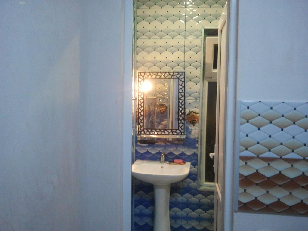 Hotel Private House In Batumi Exterior foto